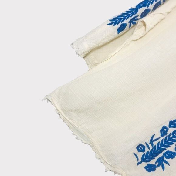 UMGEE Floral Embroidered Lightweight Cotton Gauze Raw Edge Top Size Small - Picture 2 of 9